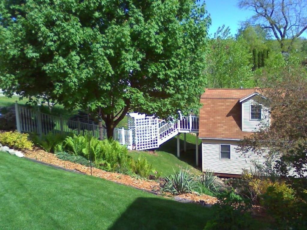 Вилла Trickling Waters Retreat Marquette Экстерьер фото